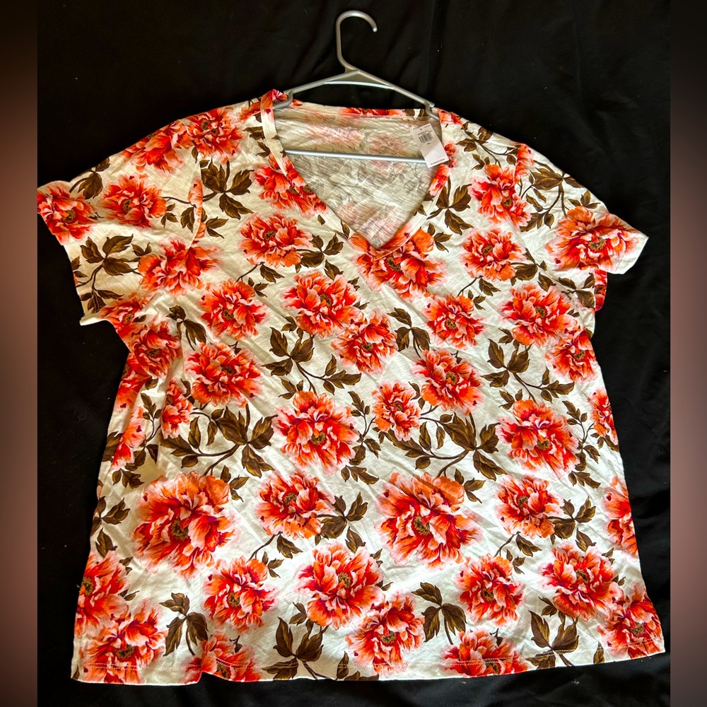 Floral Tshirt XXL Old Navy